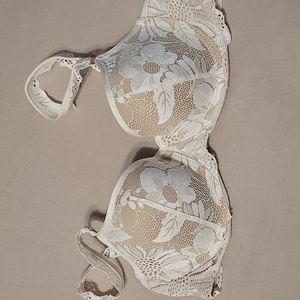 White lacy Aerie bra, never worn